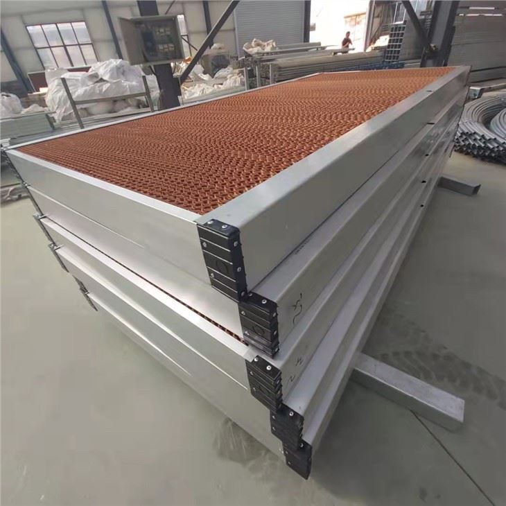 Greenhouse Cooling System With Cooling Pad